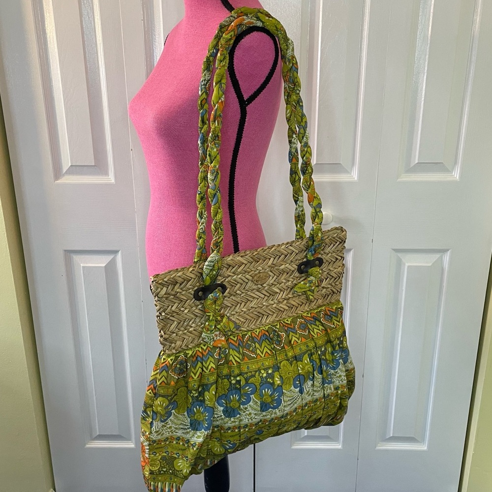 Cappelli Straworld Straw Fabric Purse Tote Bag Multi Floral Market Beach Boho